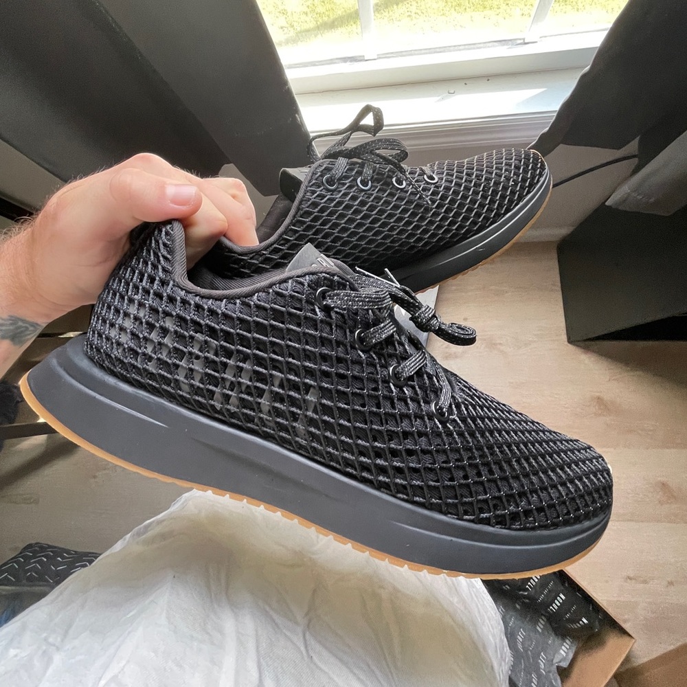 NOBULL MEN'S MESH RUNNER